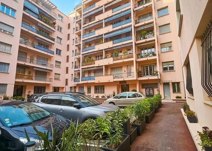Bulle De Reve A Deux Pas Du Port 尼斯